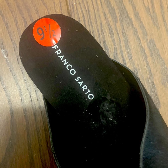 NEW Hair cross cross slippers - Picture 3 of 3